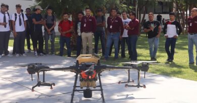 Innovaciones Agrícolas: Demostración de Fumigación y Fertilización con Dron en la UPSZ
