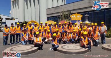 Alumnos de la UPSZ visitan Planta del Grupo Modelo en Calera