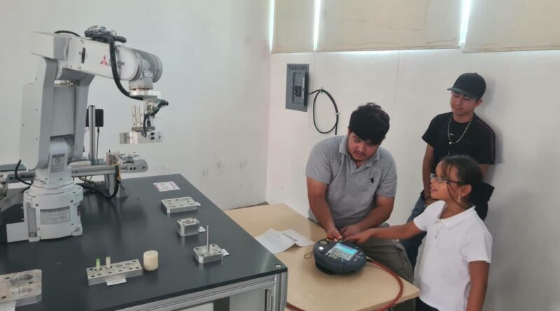 UPSZ acerca a niñas y niños STEM a la experiencia universitaria mediante laboratorio y taller de puertas abiertas